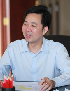 弘陽(yáng)集團(tuán)董事長(zhǎng)、總裁曾煥沙