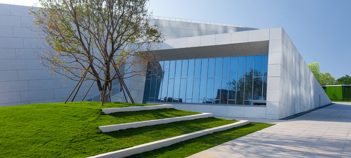 CBD將老的建筑利用，新的建筑營(yíng)造并存，增加城市活力