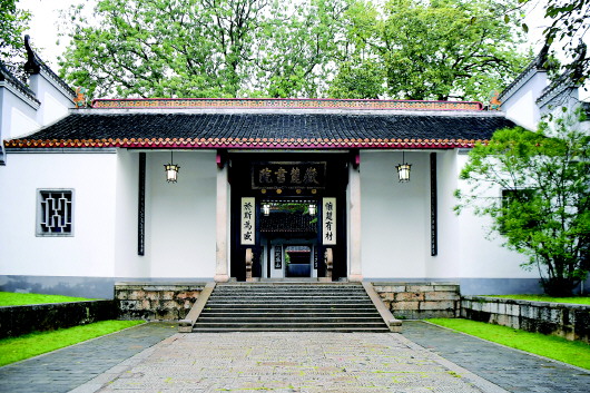 千年岳麓，弦歌不絕