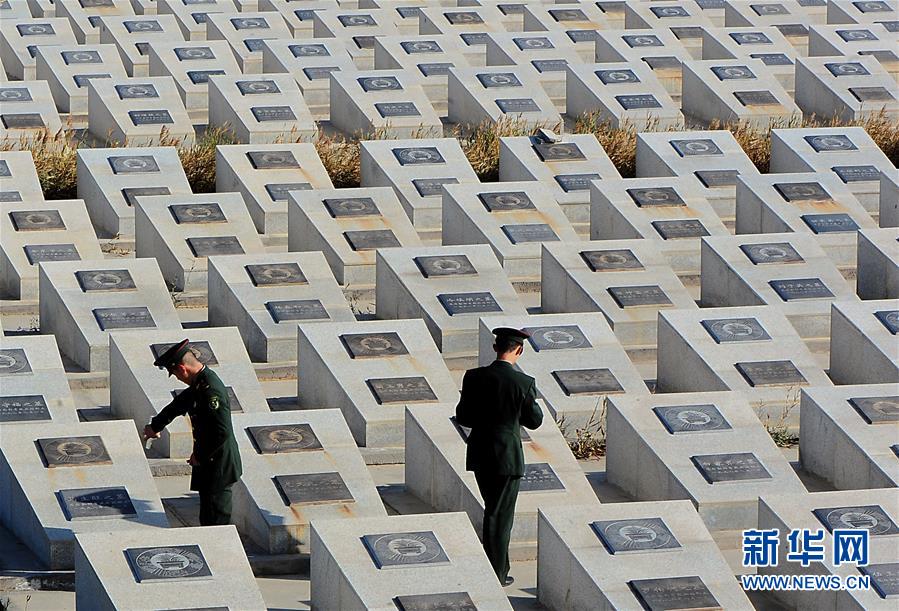 （圖文互動）（7）為了&ldquo;中國號&rdquo;巨輪揚(yáng)帆遠(yuǎn)航&mdash;&mdash;中國共產(chǎn)黨領(lǐng)導(dǎo)下的人民軍隊忠于祖國、服務(wù)人民啟示錄