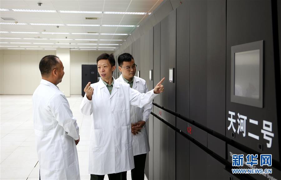 （圖文互動）（8）為了&ldquo;中國號&rdquo;巨輪揚(yáng)帆遠(yuǎn)航&mdash;&mdash;中國共產(chǎn)黨領(lǐng)導(dǎo)下的人民軍隊忠于祖國、服務(wù)人民啟示錄