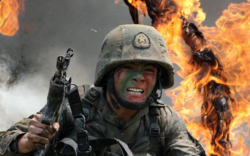 喬天富作品：&ldquo;炮火硝煙&rdquo;中鑄就&ldquo;心理盾牌&rdquo;