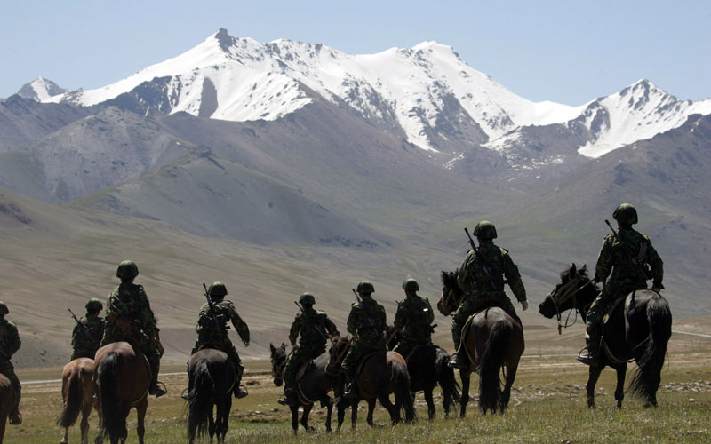 李翔作品：&ldquo;友誼-2004&rdquo;中巴聯(lián)合反恐軍事演習