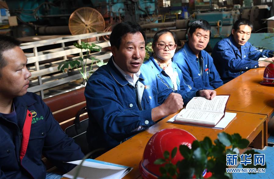 (十九大代表在基層·圖文互動(dòng))(1)耿家盛:一路學(xué)習(xí)一路宣講