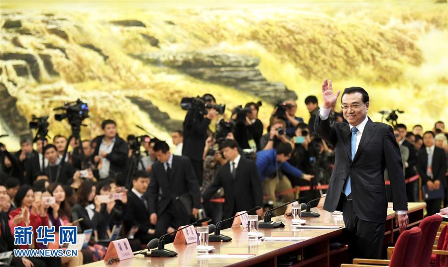 （兩會&middot;總理記者見面&middot;XHDW）（11）李克強(qiáng)總理與中外記者見面