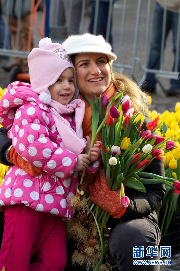 （國(guó)際&middot;編輯連線）（10）母親的懷抱