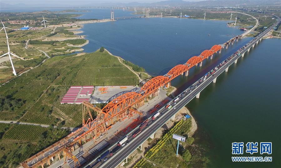 (新華全媒頭條·圖文互動(dòng))(4)長風(fēng)破浪會(huì)有時(shí)——探尋中國經(jīng)濟(jì)的底氣