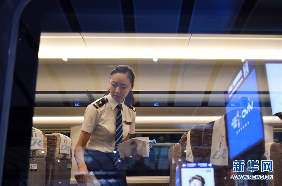 （新華全媒頭條&middot;圖文互動）（3）從這里始發(fā)！中國高鐵遞出&ldquo;國家名片&rdquo;