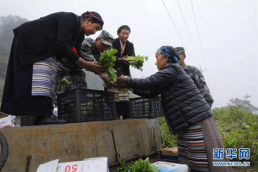 （圖文互動(dòng)）（1）特寫(xiě)：&ldquo;八一&rdquo;禮物，飛向云端哨所
