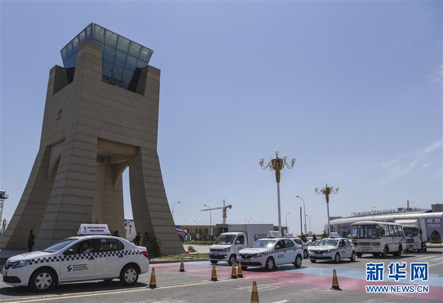 （新華全媒頭條&middot;圖文互動(dòng)）（3）去新疆！穿越古今絲綢之路