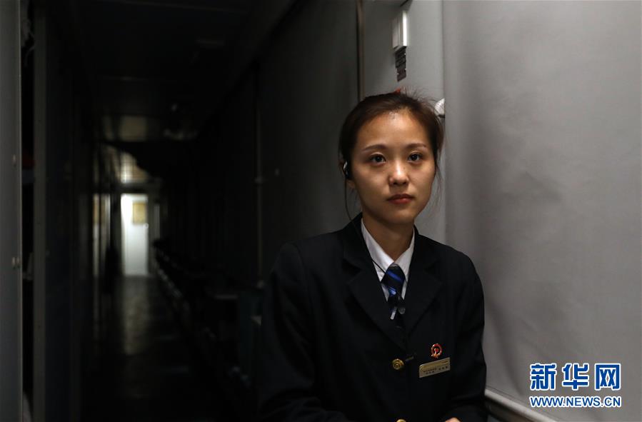 （新春走基層&middot;圖文互動）（1）&ldquo;最北列車&rdquo;上的&ldquo;守門員&rdquo;