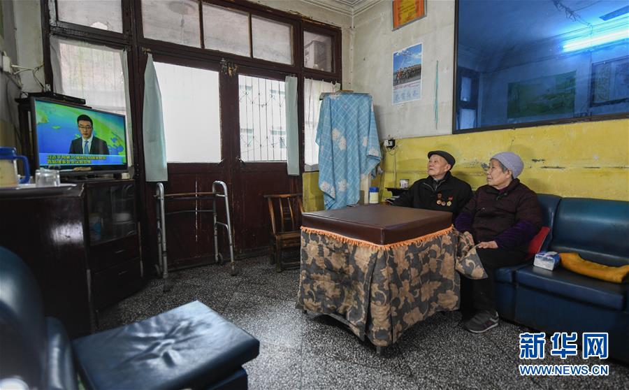 （新華全媒頭條&middot;圖文互動(dòng)）（7）英雄無言&mdash;&mdash;95歲老黨員張富清的本色人生