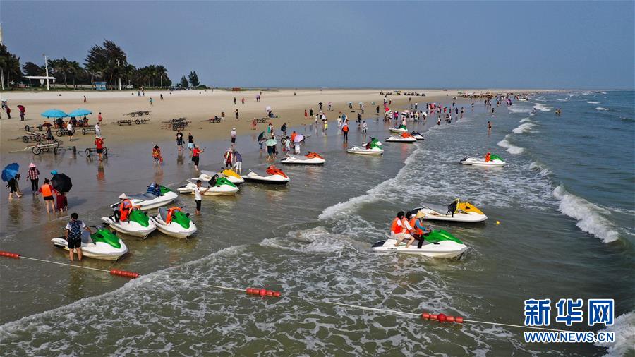 （壯麗70年 奮斗新時代&mdash;&mdash;推動高質(zhì)量發(fā)展調(diào)研行&middot;圖文互動）（1）近海能看鯨魚白海豚，廣西這片濱海旅游勝地啥來頭？