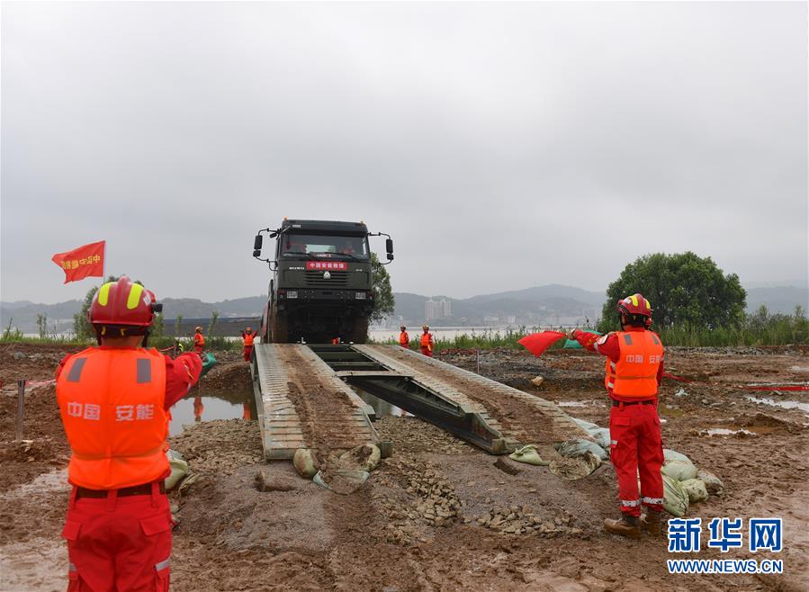 (社會(huì))(3)2019年長(zhǎng)江中下游抗洪搶險(xiǎn)實(shí)戰(zhàn)演練在江西九江舉行