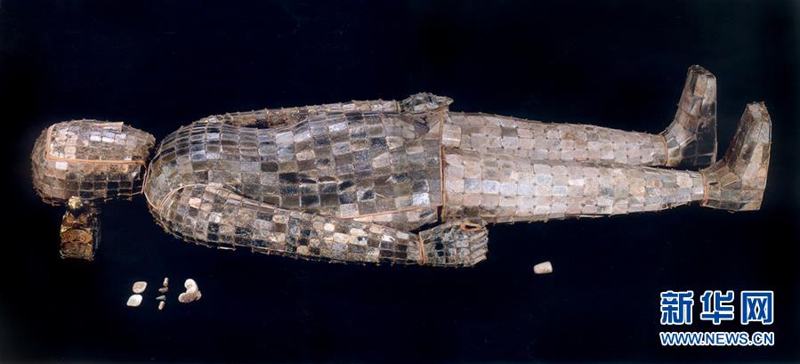 （新華調(diào)查&middot;新中國(guó)考古重大發(fā)現(xiàn)&middot;圖文互動(dòng)）（6）滿(mǎn)城漢墓：點(diǎn)一盞長(zhǎng)信宮燈，看不盡金縷玉衣