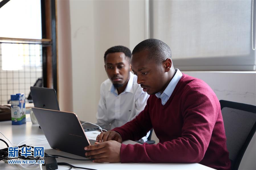 (新華全媒頭條·圖文互動)(5)攜手鑄就非凡夢想——寫在習(xí)近平主席提出構(gòu)建更加緊密的中非命運共同體一周年之際