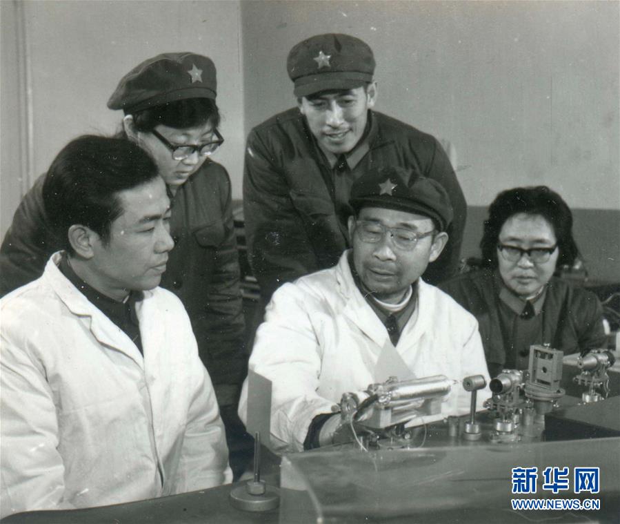 （愛國情 奮斗者·圖文互動(dòng)）（1）永不停轉(zhuǎn)的“陀螺”——追記中國工程院院士、國防科技大學(xué)教授高伯龍