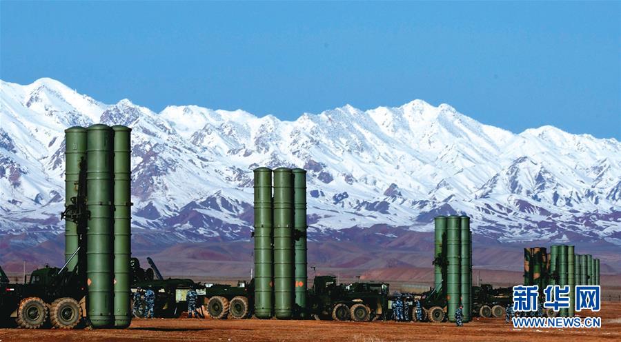 （新華全媒頭條&middot;人民空軍70年&middot;圖文互動(dòng)）（6）陽光照耀奮飛的航程&mdash;&mdash;黨中央、中央軍委和習(xí)主席關(guān)心人民空軍建設(shè)發(fā)展紀(jì)實(shí)