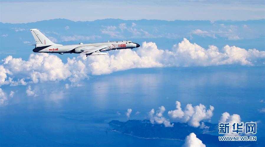 （新華全媒頭條&middot;人民空軍70年&middot;圖文互動(dòng)）（7）陽光照耀奮飛的航程&mdash;&mdash;黨中央、中央軍委和習(xí)主席關(guān)心人民空軍建設(shè)發(fā)展紀(jì)實(shí)