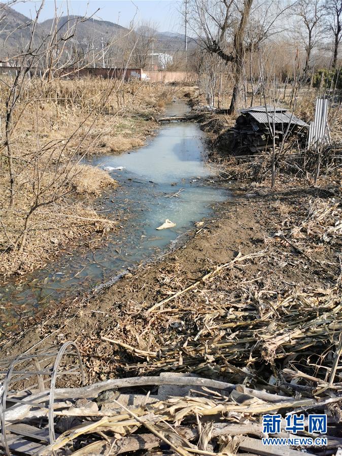 （新華調(diào)查&middot;國務(wù)院農(nóng)村人居環(huán)境大檢查&middot;圖文互動）（2）農(nóng)村生活污水何處去？&mdash;&mdash;農(nóng)村污水治理&ldquo;梗阻&rdquo;現(xiàn)象調(diào)查