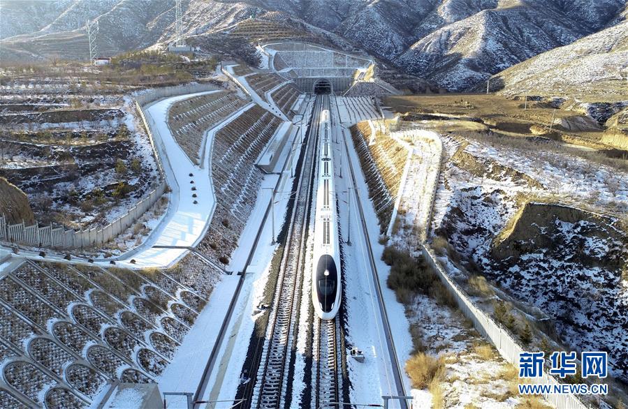 （新華全媒頭條&middot;圖文互動）（12）百年跨越，逐夢京張&mdash;&mdash;寫在京張高鐵開通暨中國高鐵突破3.5萬公里之際