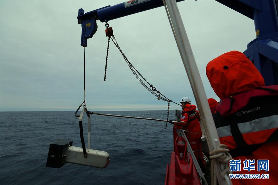 (“雪龍”探南極·圖文互動)(1)中國南極考察隊順利完成宇航員海綜合科考