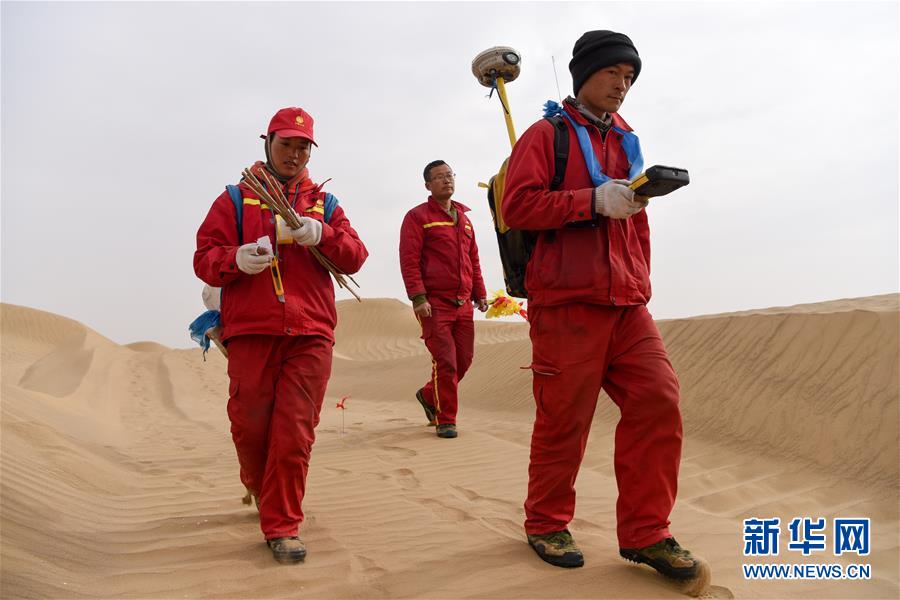 （新春走基層&middot;圖文互動(dòng)）（14）寒冬里，&ldquo;沙漠玫瑰&rdquo;猶自綻放