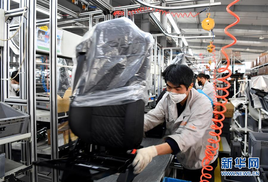 （圖文互動(dòng)）（7）&ldquo;春天到了，熟悉的生活正在慢慢回來(lái)&rdquo;&mdash;&mdash;陜西多地復(fù)產(chǎn)復(fù)工一線見聞