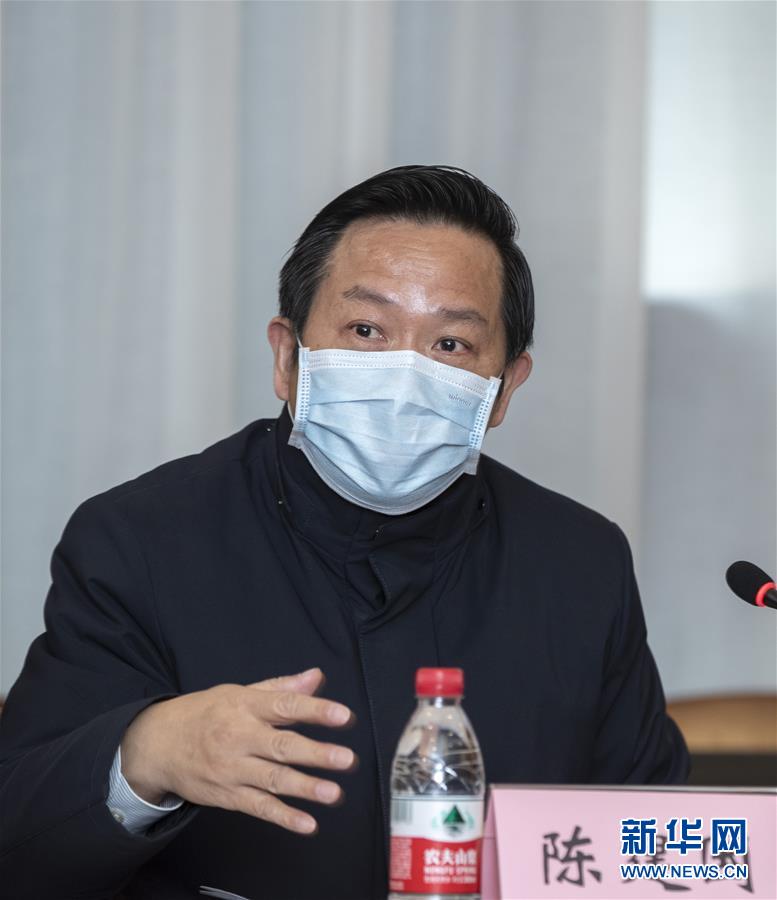 （聚焦疫情防控&middot;圖文互動）（2）急防控所急，沖鋒勇向前&mdash;&mdash;華中科技大學(xué)以科研攻關(guān)推動疫情防控救治觀察