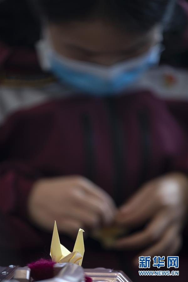 （新華全媒頭條&middot;圖文互動）（10）最美逆行者，武漢永遠記得你！&mdash;&mdash;首批援鄂醫(yī)療隊返程紀實