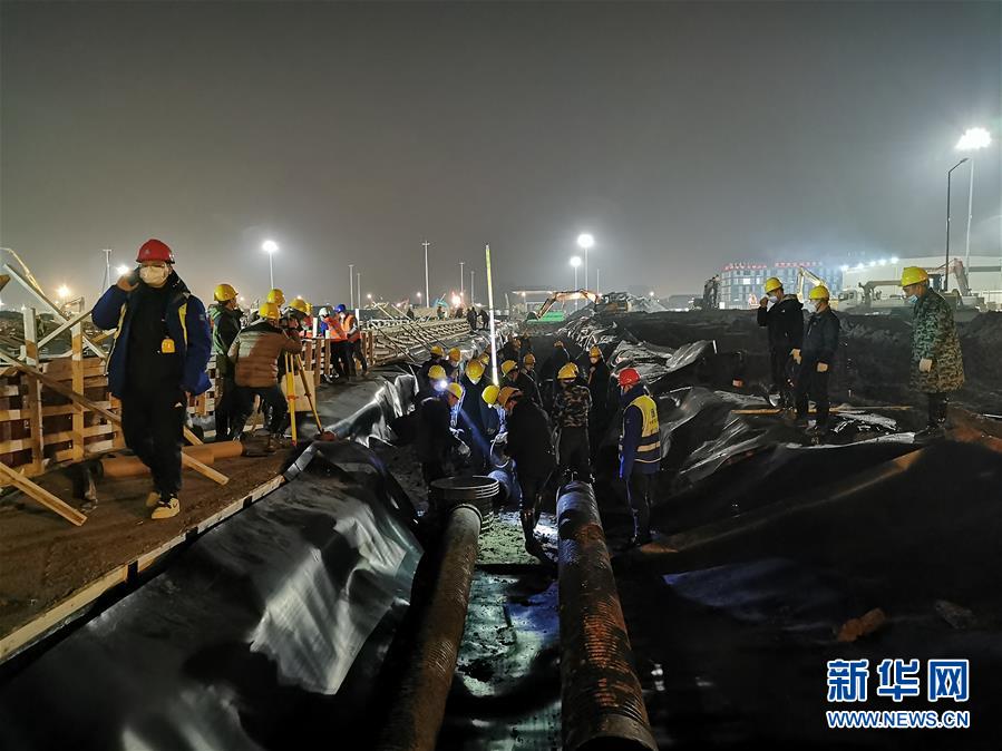 （一線抗疫群英譜&middot;圖文互動）（3）羅文浩：&ldquo;女兒，你的名字里有溫暖，有榮光！&rdquo;