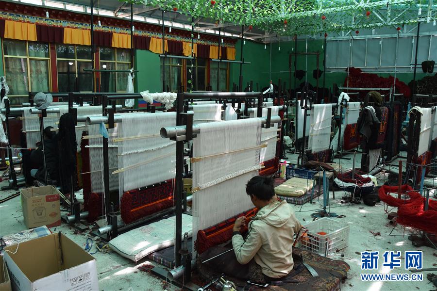 （圖文互動(dòng)）（7）堅(jiān)守與新生&mdash;&mdash;西藏農(nóng)奴制社會(huì)經(jīng)歷者說(shuō)