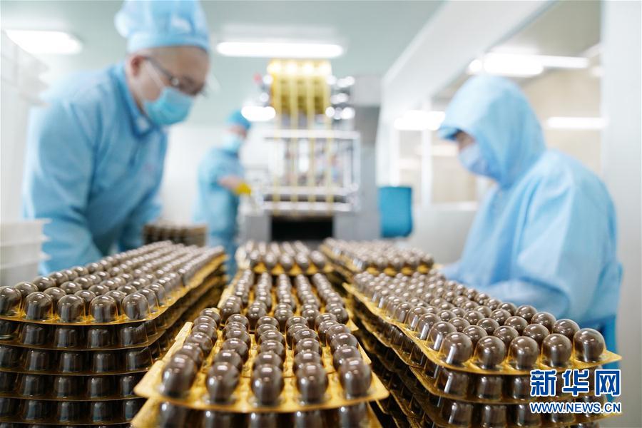 （新華全媒頭條&middot;圖文互動(dòng)）（11）春天，匯聚復(fù)蘇的力量&mdash;&mdash;寫(xiě)在2020年首季中國(guó)經(jīng)濟(jì)收官之際