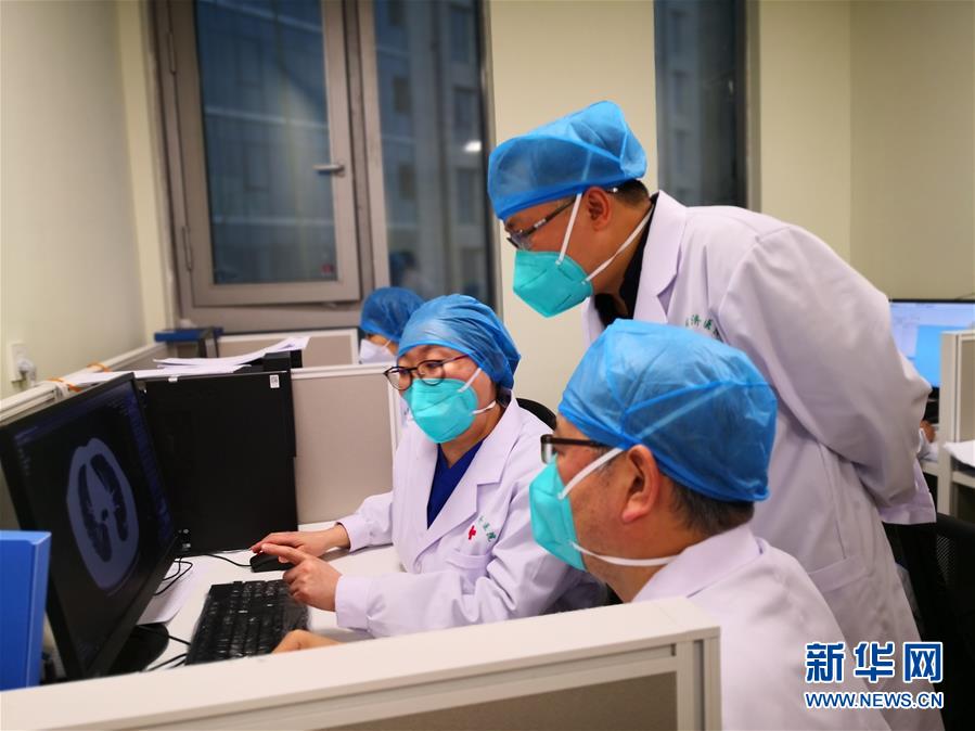 （一線抗疫群英譜&middot;圖文互動）一名白衣天使的&ldquo;逆行&rdquo;沖鋒&mdash;&mdash;記泰康同濟(jì)醫(yī)院感染十三科醫(yī)生石蕊