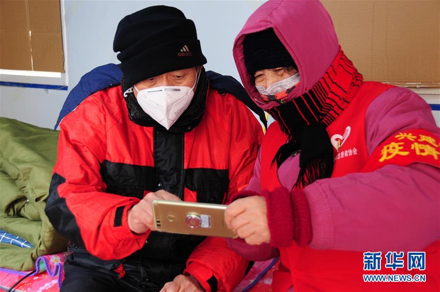 （新華全媒頭條&middot;圖文互動(dòng)）（11）星火成炬&mdash;&mdash;記戰(zhàn)&ldquo;疫&rdquo;中的志愿服務(wù)英雄