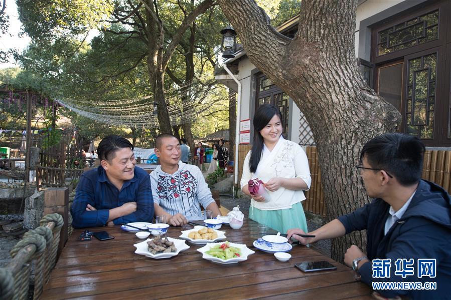 （在習(xí)近平新時(shí)代中國(guó)特色社會(huì)主義思想指引下&mdash;&mdash;新時(shí)代新作為新篇章&middot;習(xí)近平總書記關(guān)切事&middot;圖文互動(dòng)）（5）在&ldquo;浙&rdquo;里看見美麗中國(guó)