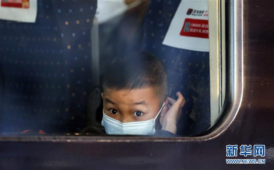 （新華全媒頭條&middot;圖文互動）（7）武漢重啟，不負(fù)春天&mdash;&mdash;寫在武漢&ldquo;解封&rdquo;之際