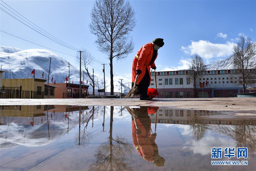 （新華全媒頭條&middot;圖文互動(dòng)）（4）三江之源見(jiàn)證中國(guó)奇跡&mdash;&mdash;寫在玉樹(shù)地震10周年之際