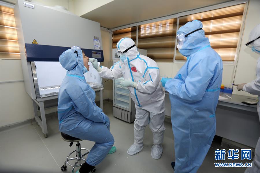 (聚焦疫情防控·圖文互動)(4)風雨并肩 攜手戰(zhàn)“疫”——中國抗疫命運與共的生動實踐