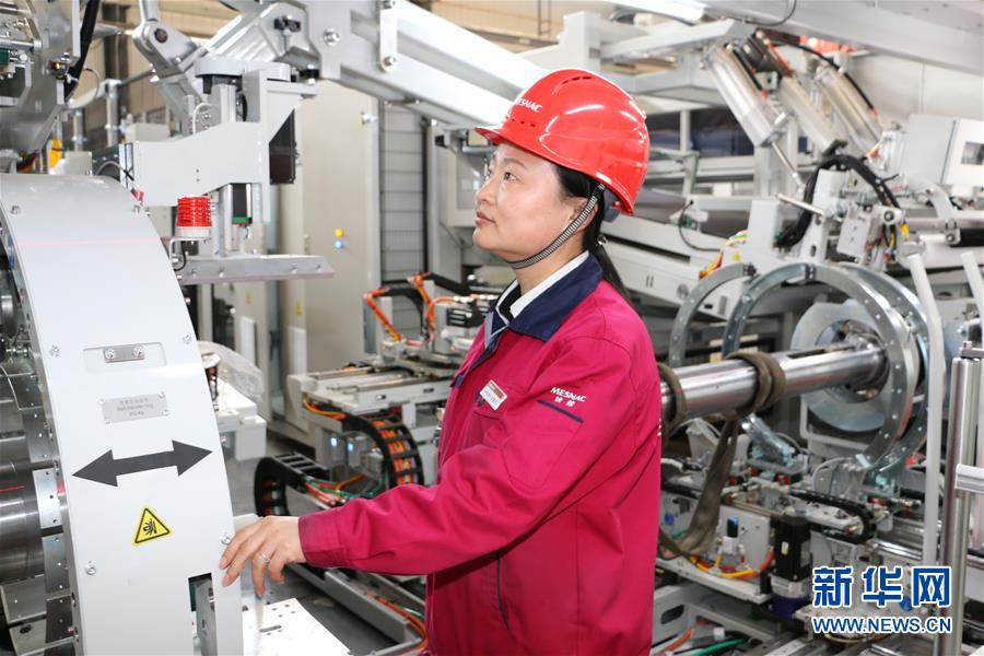 （新華全媒頭條&middot;圖文互動(dòng)）（4）這個(gè)春天，追尋奮斗者的腳步&mdash;&mdash;寫在2020年&ldquo;五一&rdquo;國(guó)際勞動(dòng)節(jié)到來之際