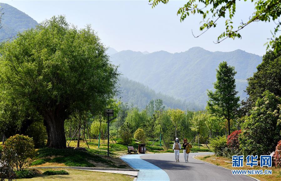 （新華全媒頭條&middot;圖文互動）（8）循著習(xí)近平總書記的足跡，感受那山那水