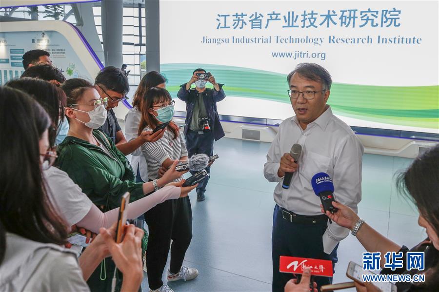 （行進長三角&middot;圖文互動）（8）創(chuàng)新轉(zhuǎn)型找燃點 研究院來了項目經(jīng)理