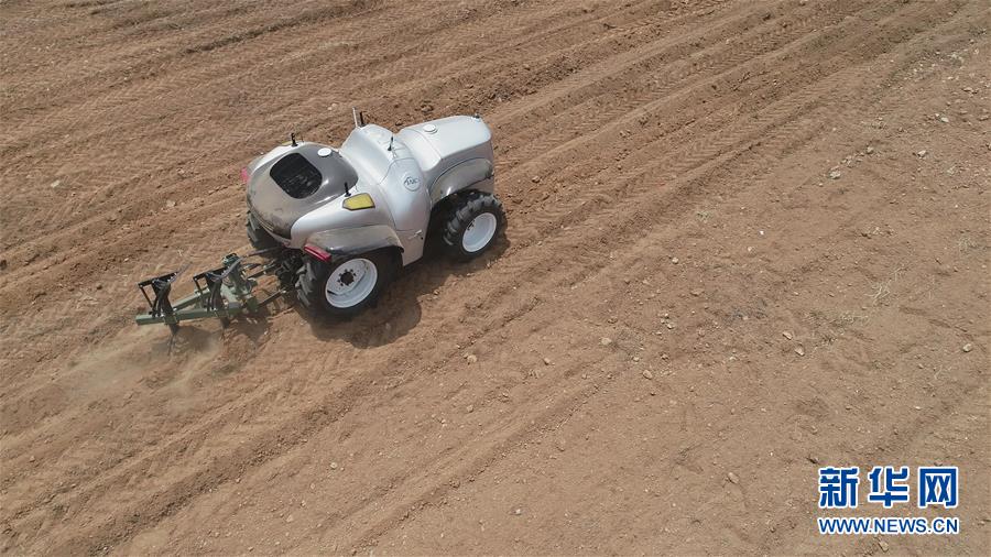 （來自一線的調(diào)查報告&middot;圖文互動）（1）從&ldquo;共和國長子&rdquo;到&ldquo;新時代尖兵&rdquo;&mdash;&mdash;洛陽市推動老工業(yè)基地高質(zhì)量發(fā)展見聞