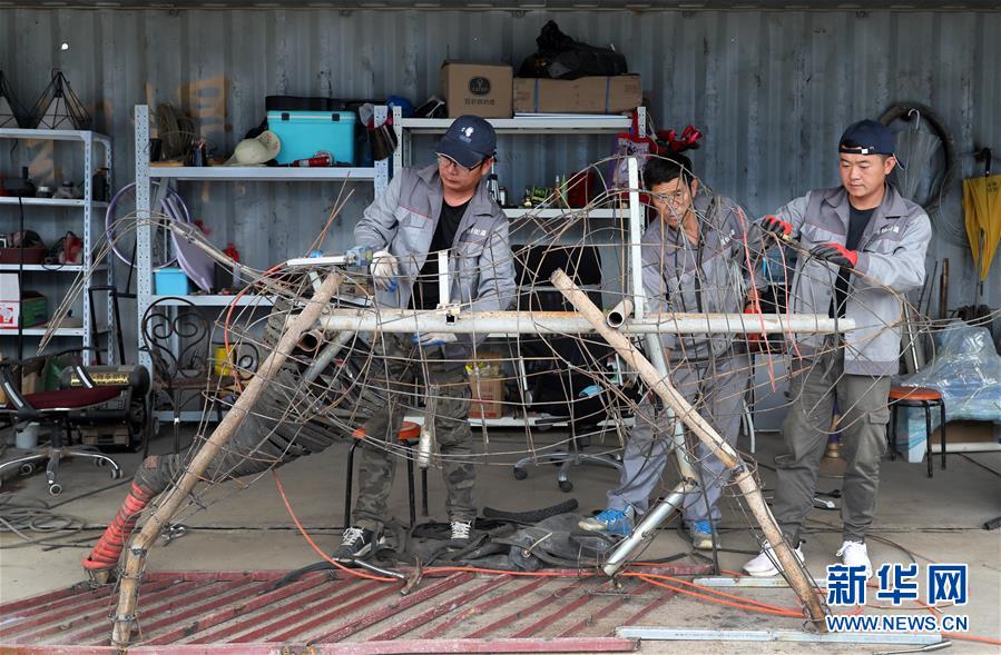 （新華全媒頭條&middot;圖文互動）（5）演繹新時尚 答好治理卷&mdash;&mdash;上海實施垃圾分類效果追蹤