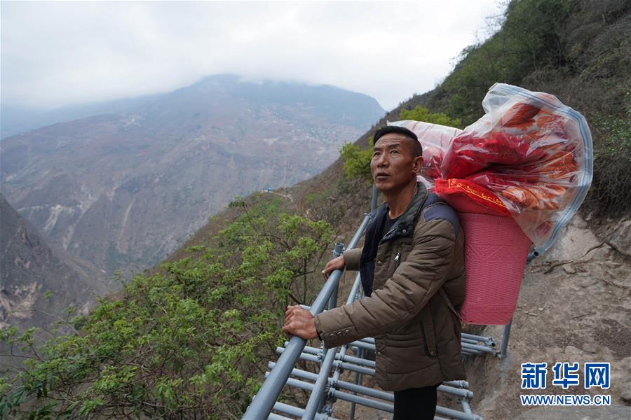 （新華全媒頭條&middot;圖文互動(dòng)）（3）砥礪復(fù)興之志 永葆赤子之心&mdash;&mdash;寫在中國(guó)共產(chǎn)黨成立99周年之際