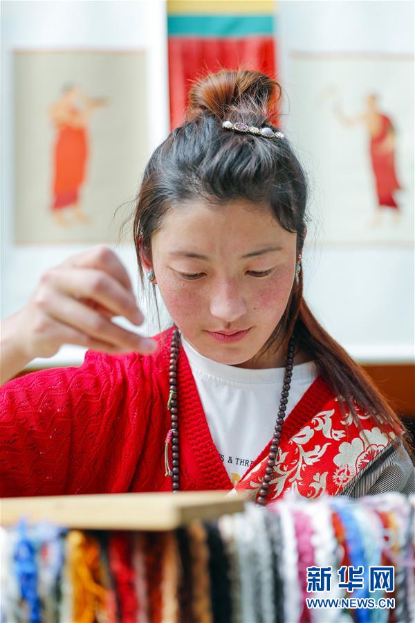 (圖文互動)(11)雪山草地展新貌——四川阿壩州脫貧奔小康紀(jì)實