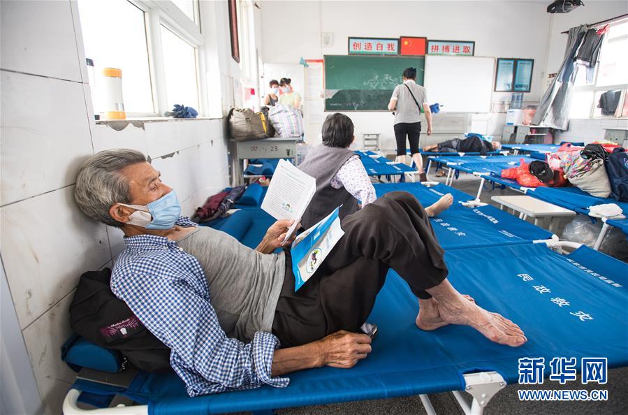 （在習近平新時代中國特色社會主義思想指引下&mdash;&mdash;新時代新作為新篇章&middot;習近平總書記關切事&middot;圖文互動）（5）戰(zhàn)疫魔,斗洪魔&mdash;&mdash;湖北全力應對防疫、防汛疊加&ldquo;雙考&rdquo;