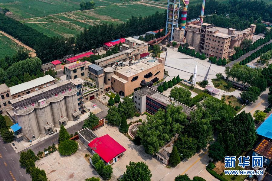 （新華全媒頭條&middot;走向我們的小康生活&middot;圖文互動）（7）我們村里的年輕人&mdash;&mdash;賈家莊追求美好生活的&ldquo;動力源泉&rdquo;