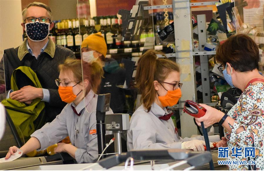 （國際&middot;圖文互動(dòng)）（1）特稿：穿越寒暑 無問西東&mdash;&mdash;寫在新冠疫情構(gòu)成&ldquo;國際關(guān)注的突發(fā)公共衛(wèi)生事件&rdquo;半年之際