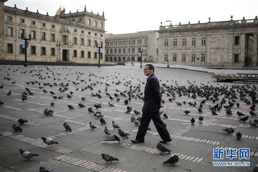 （國際&middot;圖文互動(dòng)）（7）特稿：穿越寒暑 無問西東&mdash;&mdash;寫在新冠疫情構(gòu)成&ldquo;國際關(guān)注的突發(fā)公共衛(wèi)生事件&rdquo;半年之際